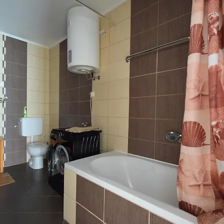 Mikec 度假居 马林斯卡